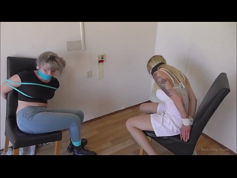 ❤️ Kecanduan / diikat dan disumpal / gadis dalam kesusahan ️❌ Video seks di id.pornburst.ru ️