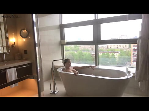 ❤️ Sayang yang luar biasa dengan penuh semangat menyentak vaginanya di kamar mandi ️❌ Video seks di id.pornburst.ru ️